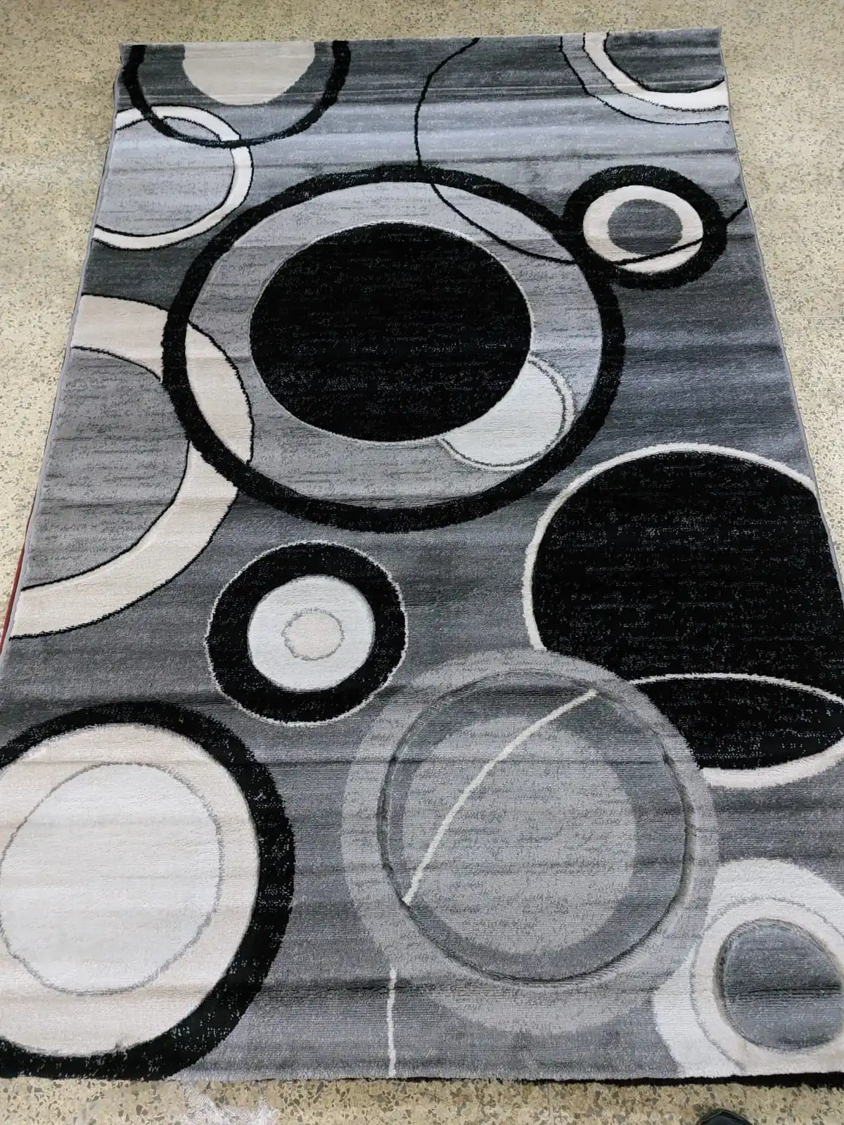 Modern Circles Grey & Black Area Rug - Buy in Kenya