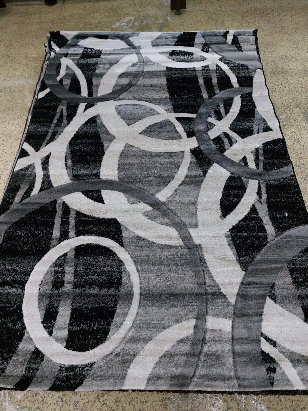 Interlocking Circles Black & Grey Area Rug - Buy in Kenya